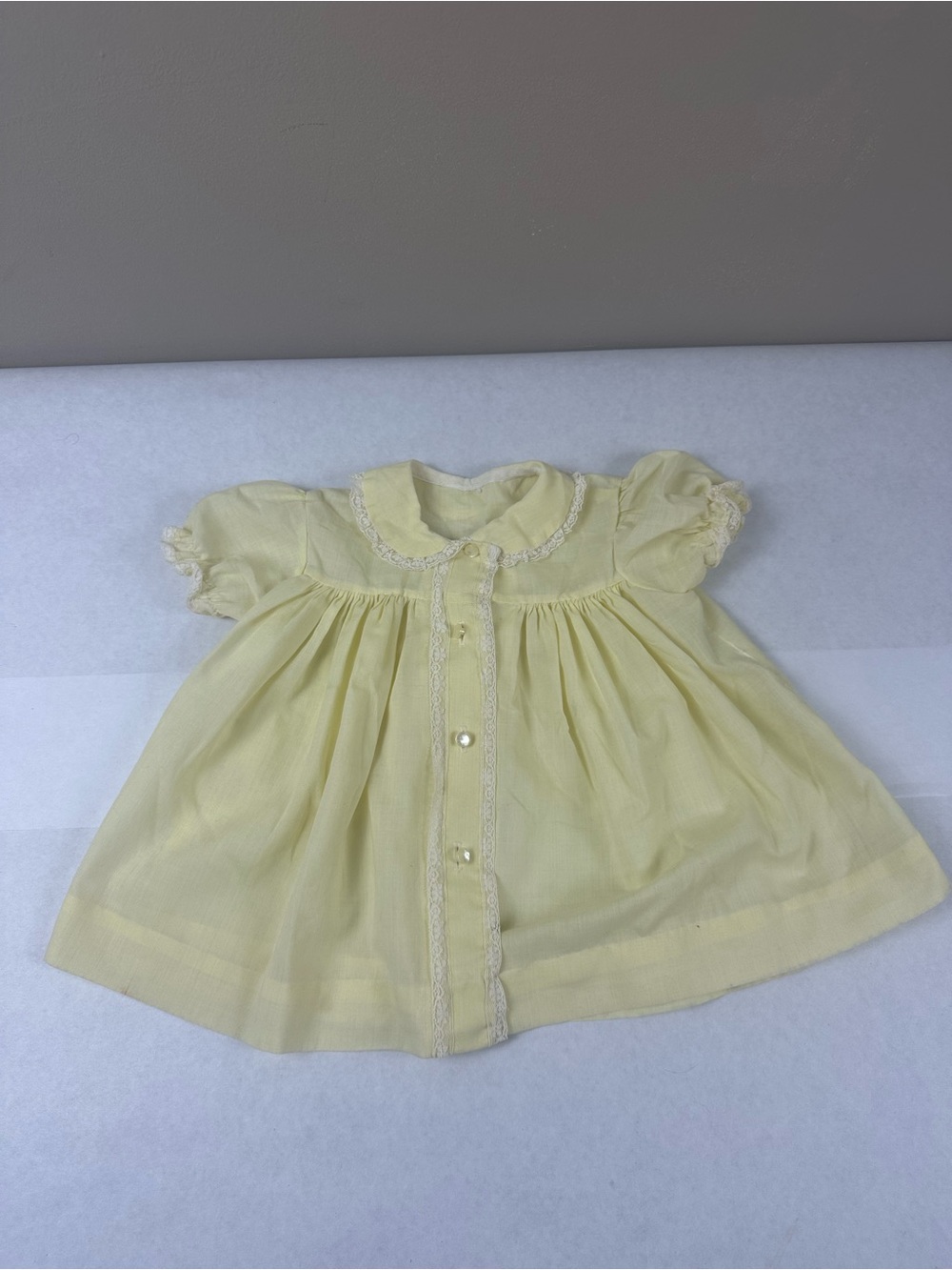 Sweet Yellow Lace-Trim Baby Dress - Short Puff Sleeves